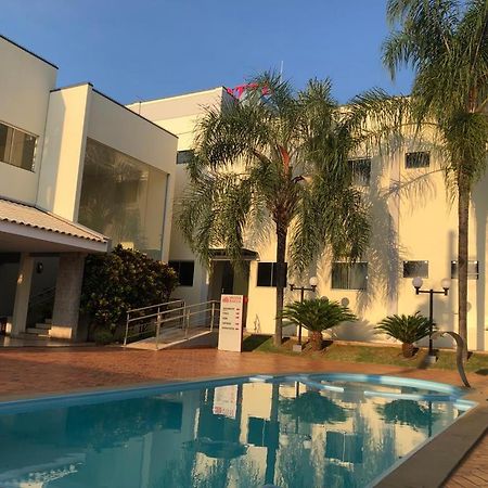 Hotel Baeza Goiatuba Dış mekan fotoğraf