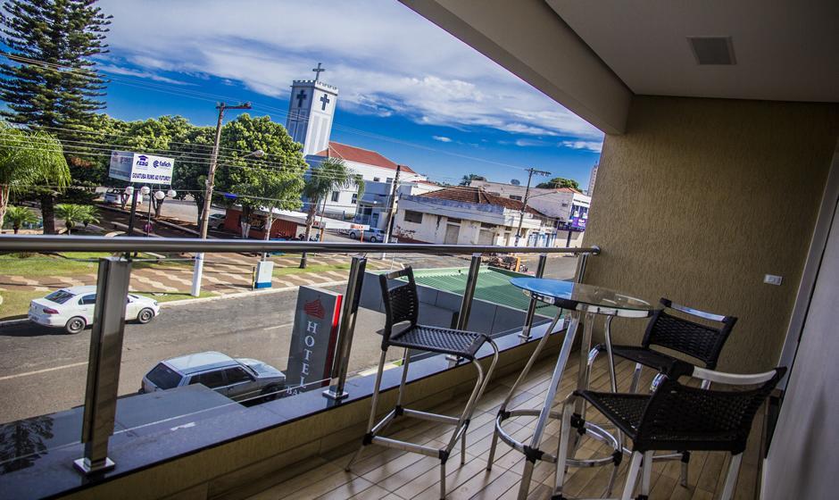 Hotel Baeza Goiatuba Oda fotoğraf