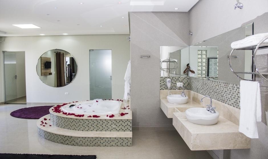 Hotel Baeza Goiatuba Oda fotoğraf